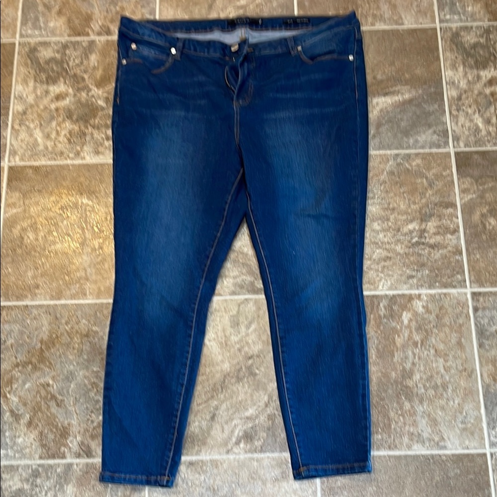 Tahari jeans
